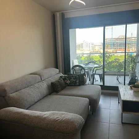 Street Apartment